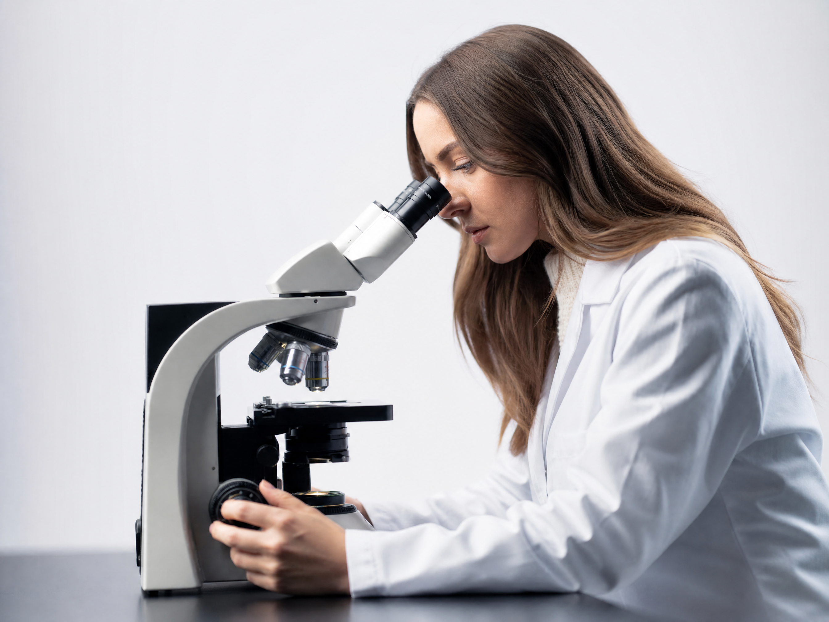 Peptide synthesis and lyophilization